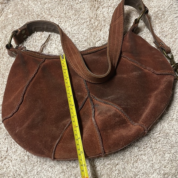 Lucky Brand Suede Saddle Crossbody - Picture 3 of 6